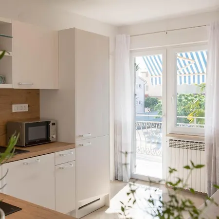 Daire Newly Renovated Sirius